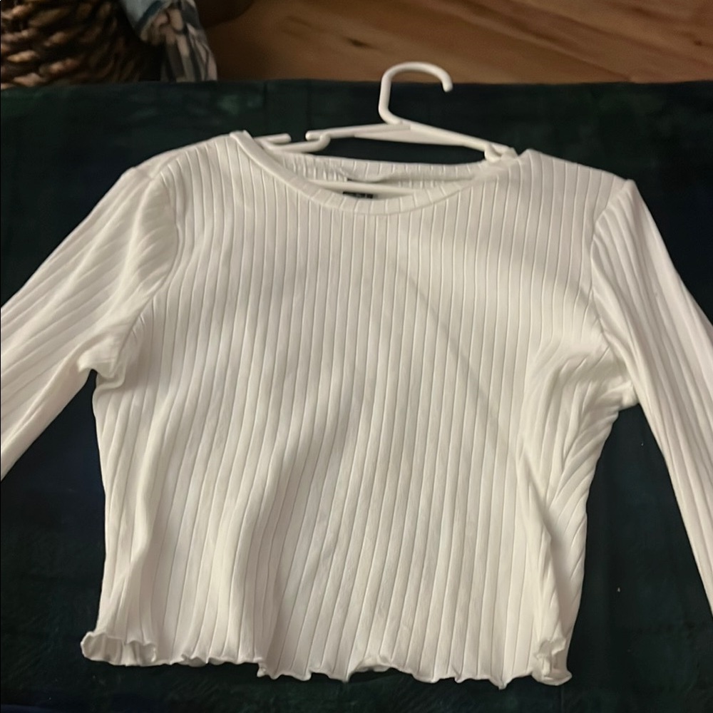 Women's White Ribbed Top